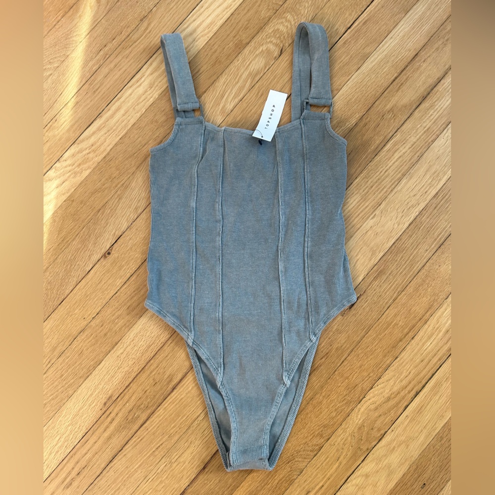 NWT Topshop acid wash buckle bodysuit in washed gray